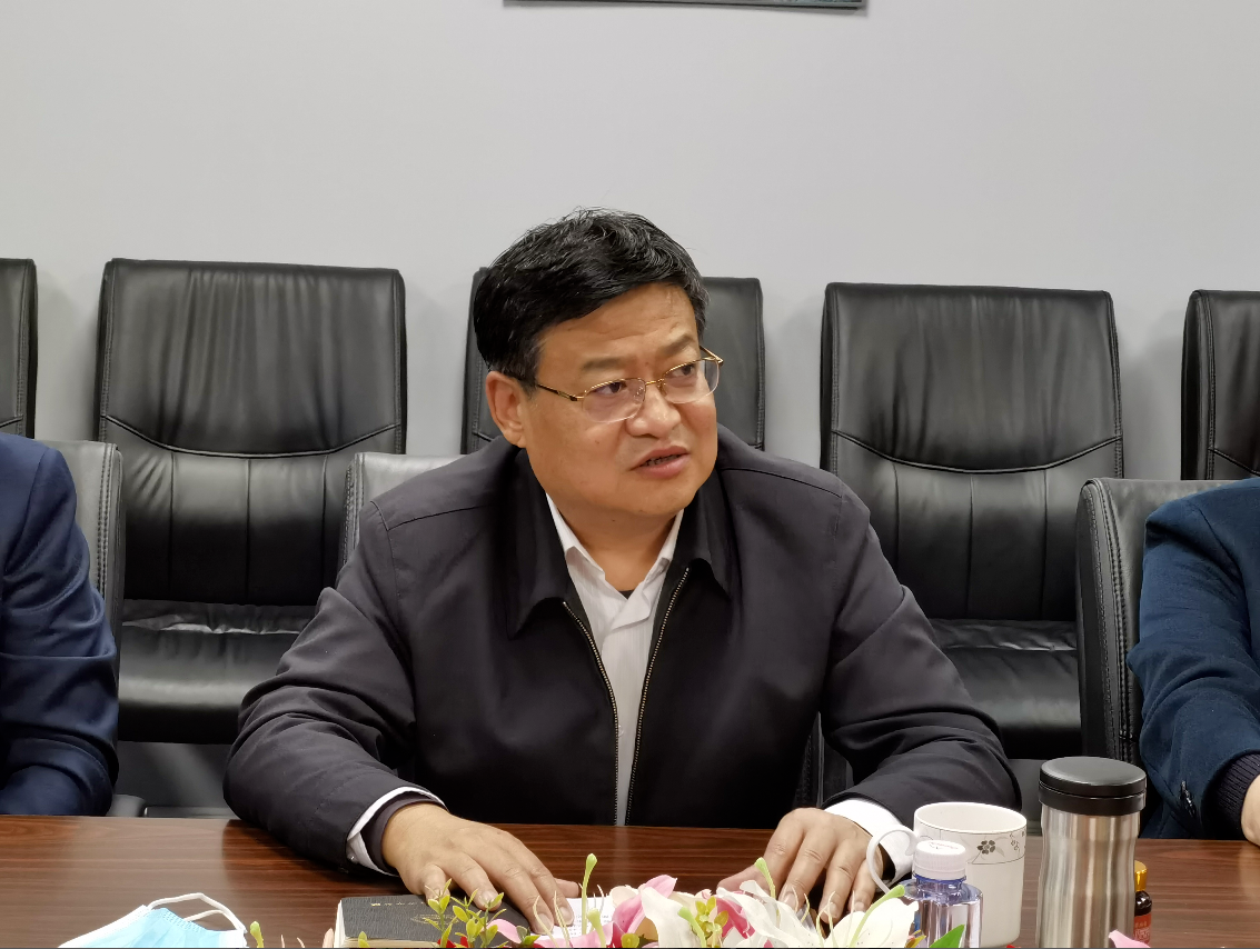 临渭区委常委、区政府党组成员杨宇英讲话